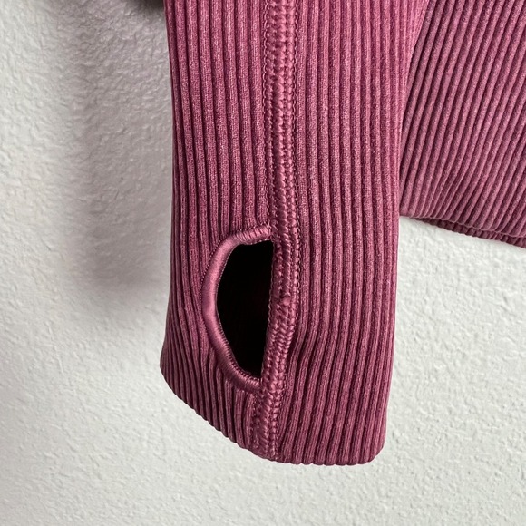 OFFLINE by Aerie Waffle Knit Cropped Henley Long Sleeve Thumbhole Top Size XS - Picture 5 of 7